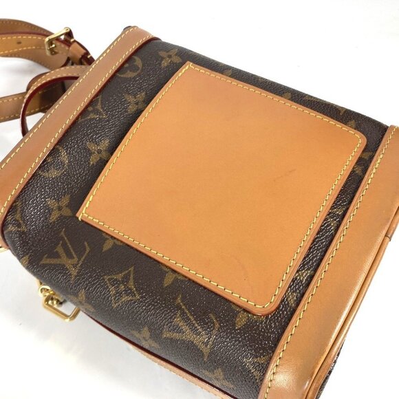 LOUIS VUITTON Brown Monogram Leather Shoulder Bag - Picture 8 of 16